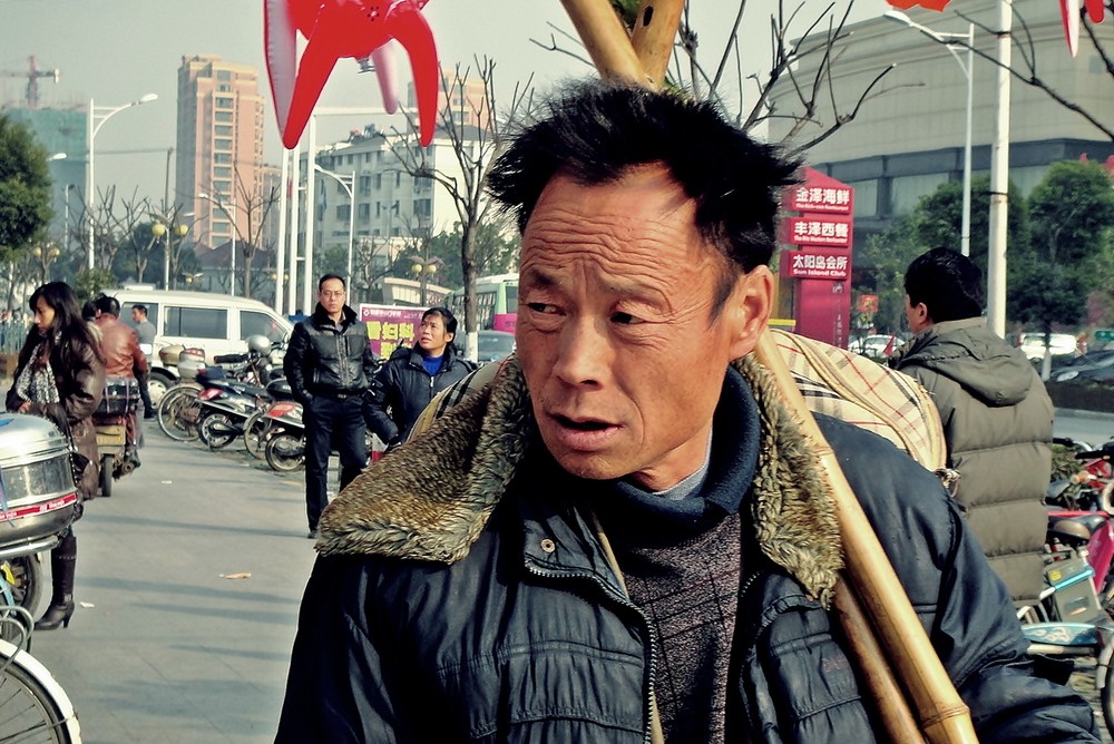 快递包装问题不能只是媒体着急-b体育(图2) 必一