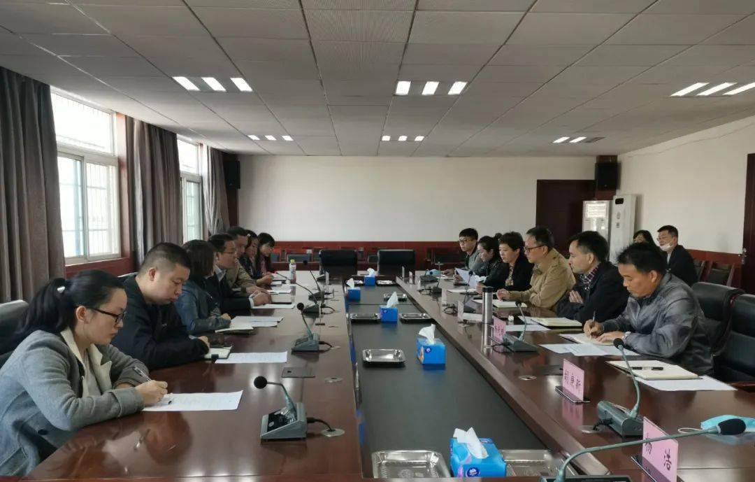 Bsports必一体育：
新都区人社局努力推进在区高校社会保障卡申办应用事情(图2)